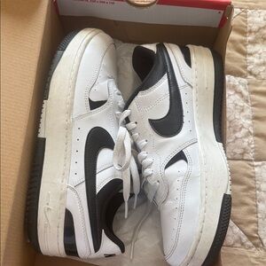 Women’s Nike gamma force sneakers. Can tell that they have been worn, decent